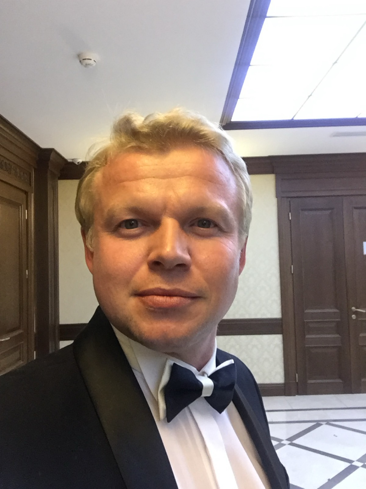 Юрий Лихачев