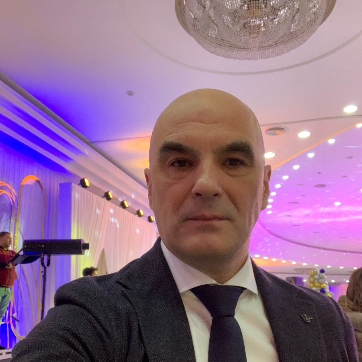 Виталий Николин