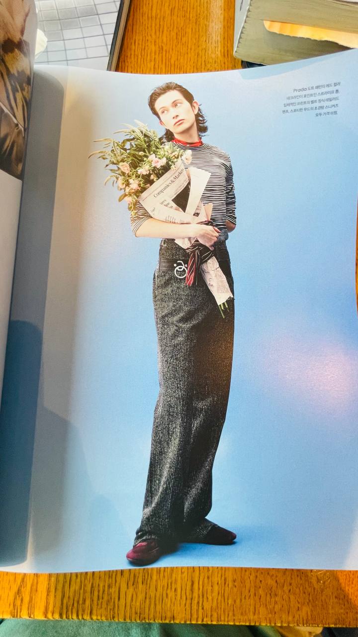 ЦИФРОВОЕ ОБЩЕСТВО ПООЩРЯЕТ ДЕПРЕССИВНЫХ ОДИНОЧЕК | Сетка — социальная сеть от hh.ru