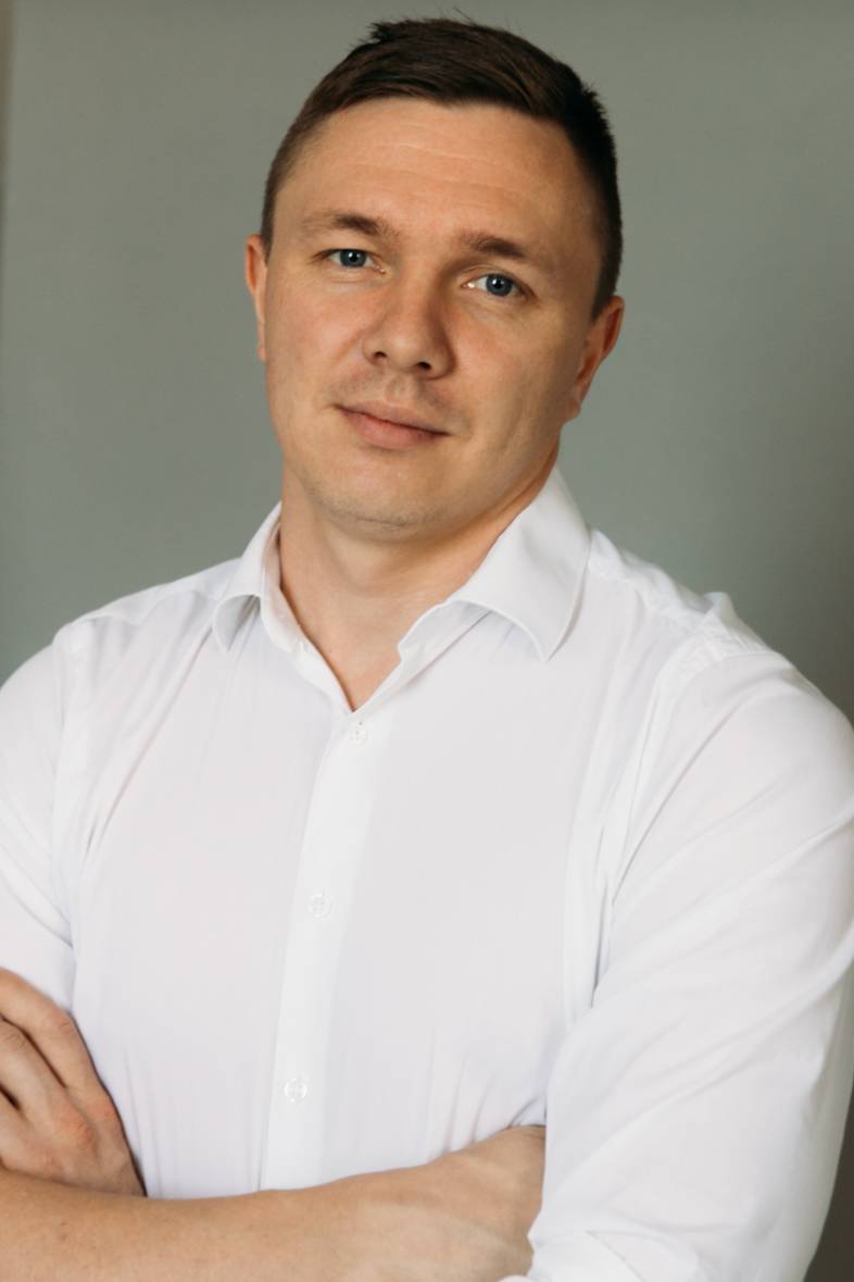 Антон Иванив