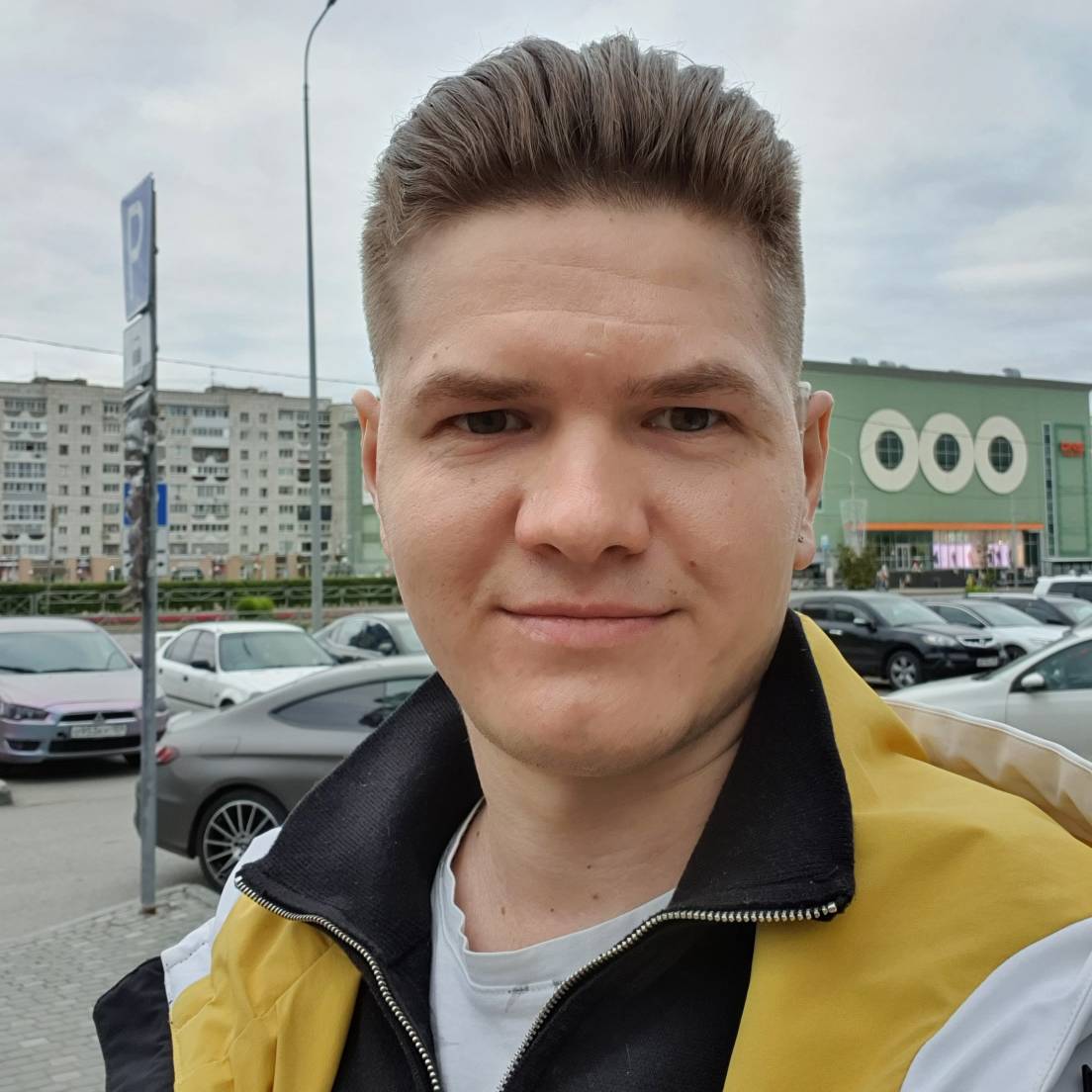 Александр Старцев
