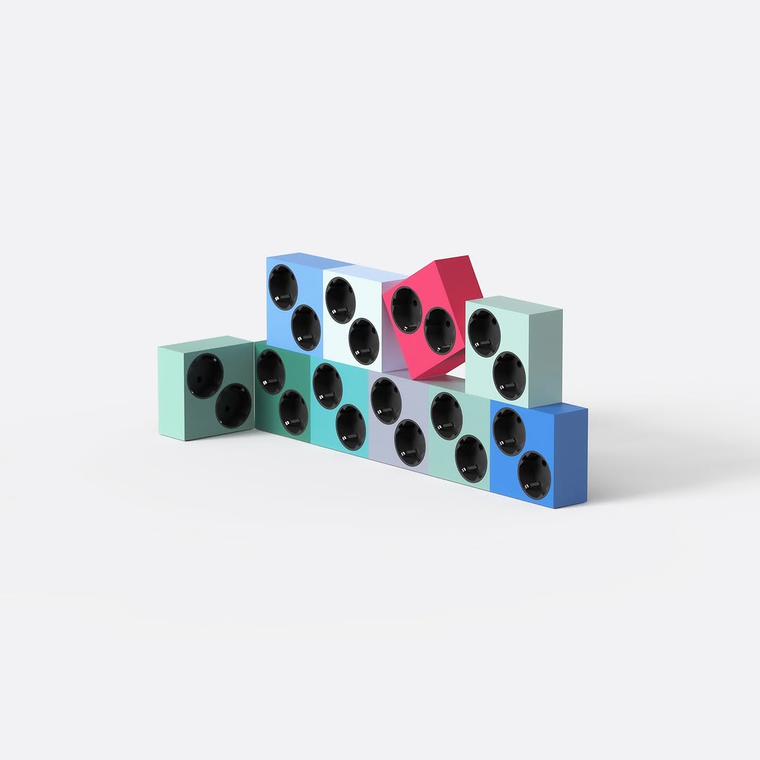 Twin
Удлинитель.
Из серии когда дизайн не прячется.
@ Junseo Choi
#product #style | Сетка — социальная сеть от hh.ru