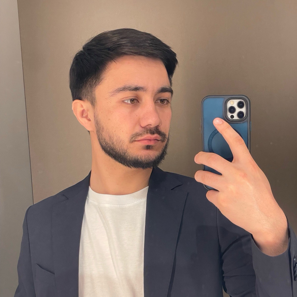 Амир Шодибоев | Сетка — социальная сеть от hh.ru