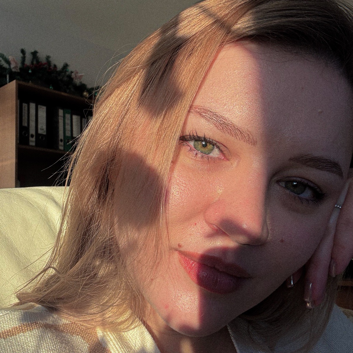 Анжелика Бу