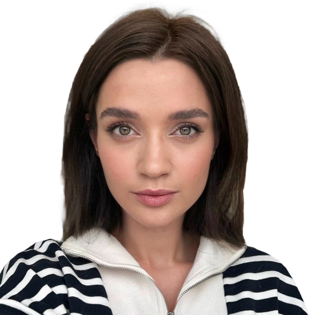 Лара Пахомова
