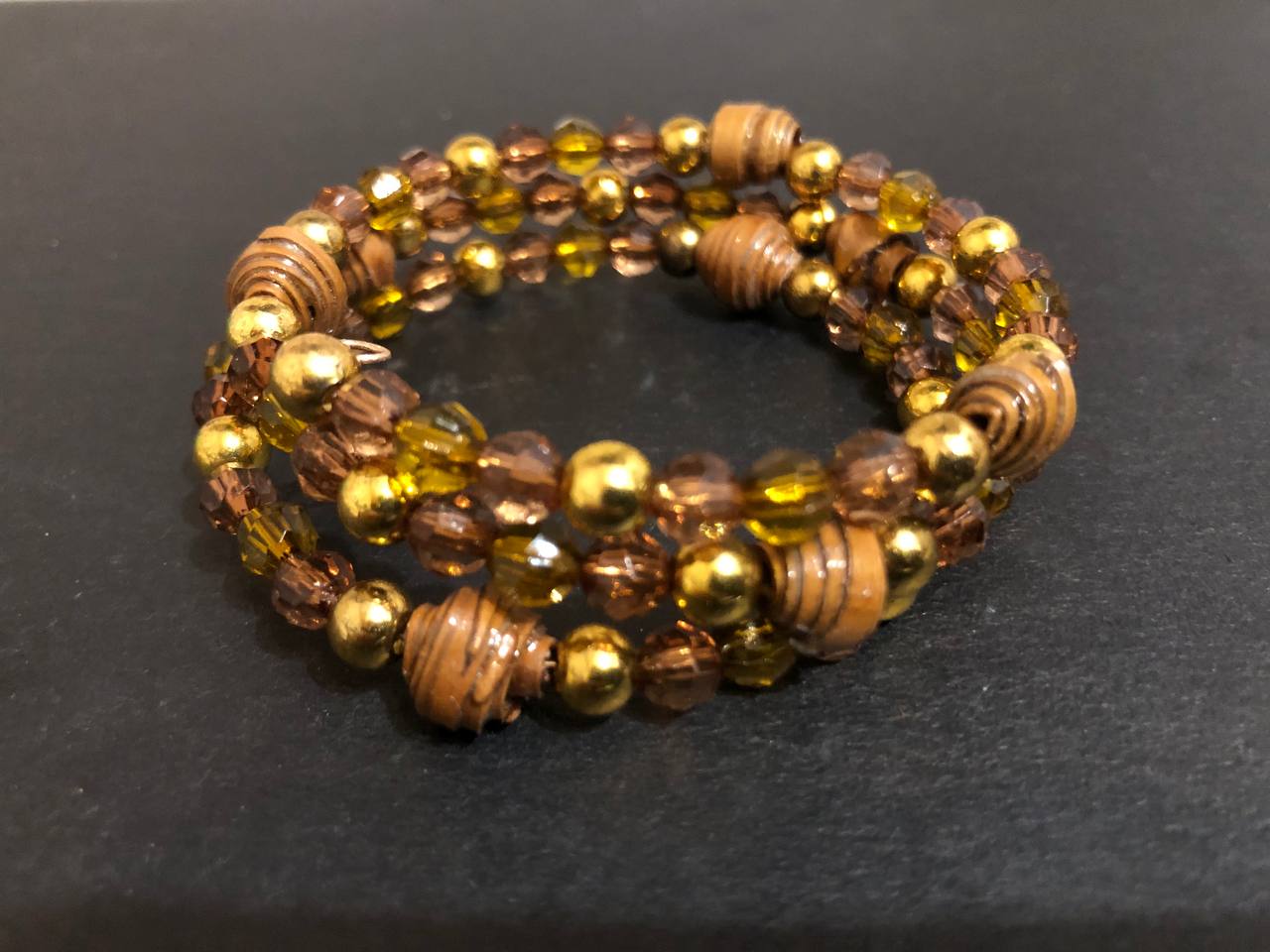 И вот мои новые работы. Браслет и чокер.
#хэндмейдНадеждыSN
#хэндмейдНадеждыSN
#рукоделие
#культурныйкод
#береста
#браслет
#чокер | Сетка — социальная сеть от hh.ru