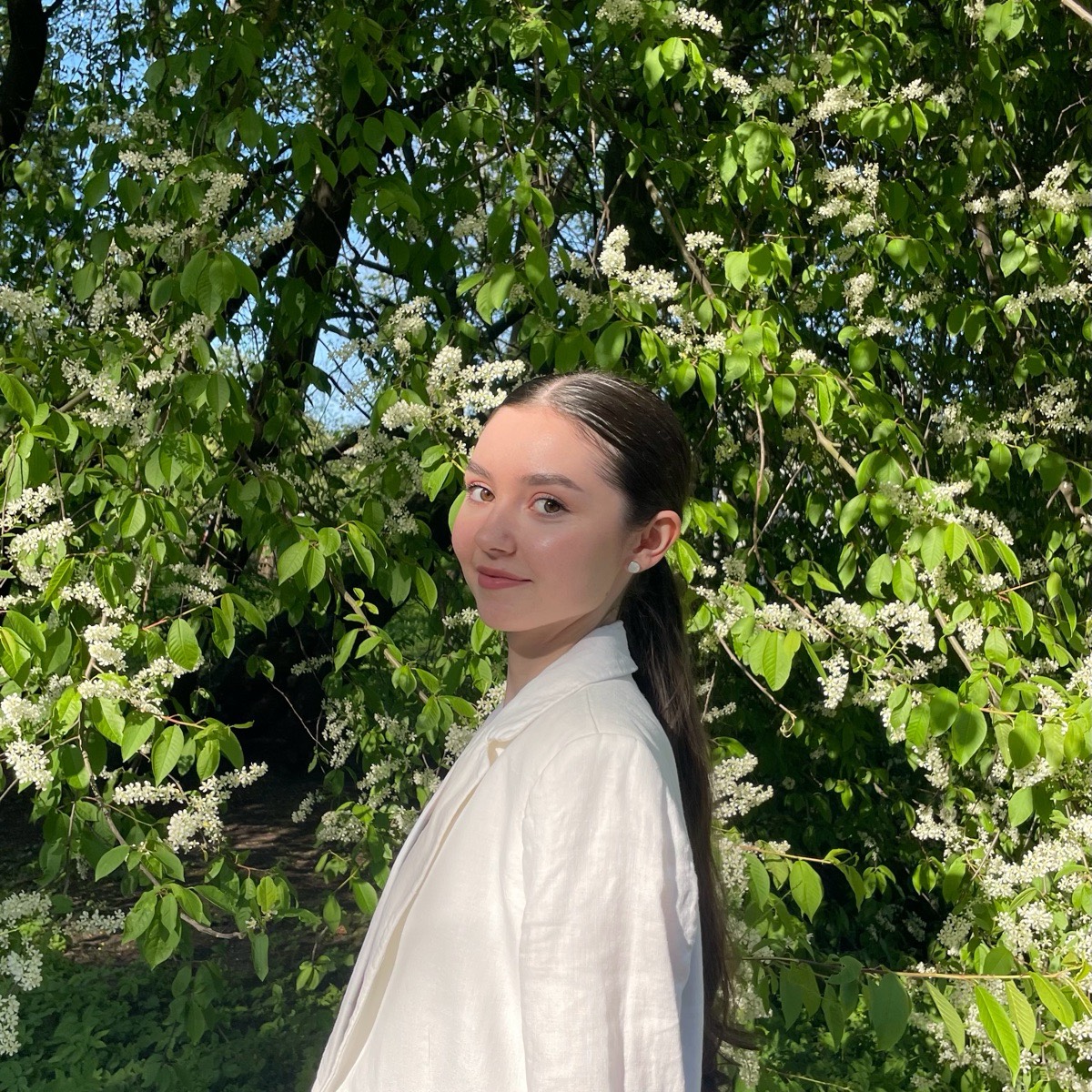 Кира Степанова