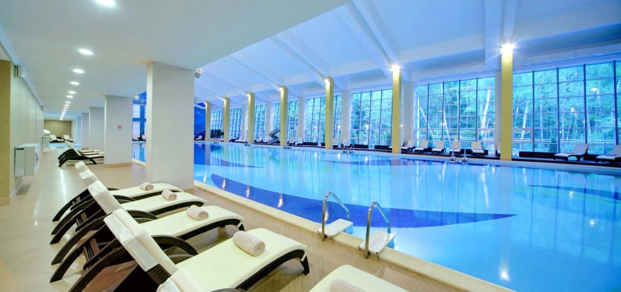 Если у вас ещё нет планов на эти выходные - приезжайте в LES Art Resort
Я там выступаю в эту субботу, 19 апреля | Сетка — социальная сеть от hh.ru