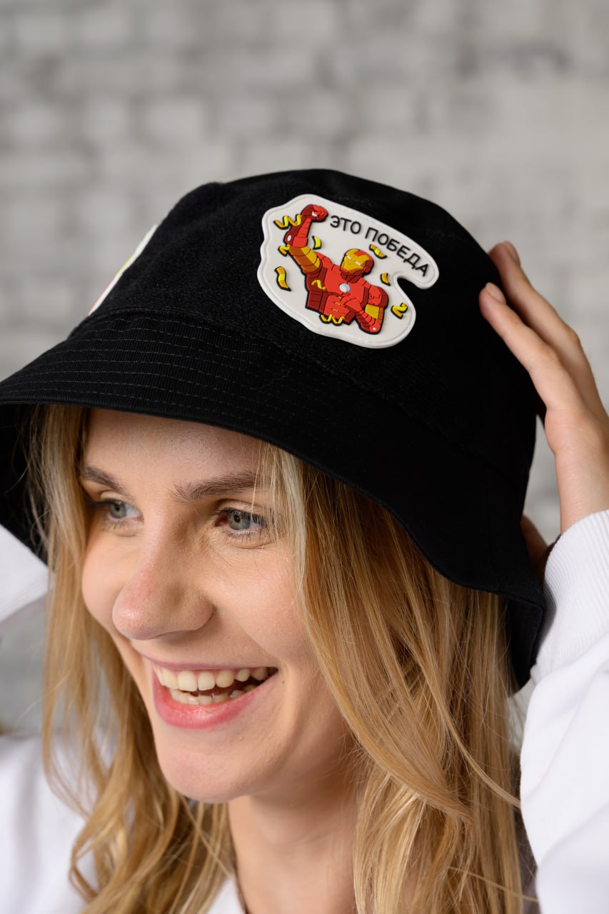 🤩Панамы, кепки, докеры.
Модные аксессуары, которым будут рады ваши сотрудники.
Сменные стикеры позволят носить такой мерч как на работу, так и в компании друзей | Сетка — социальная сеть от hh.ru