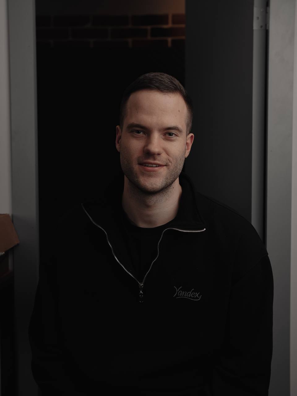 Всем привет! Меня зовут Михаил.
Я — основатель розничной сети по продаже премиум-продуктов в Санкт-Петербурге | Сетка — социальная сеть от hh.ru