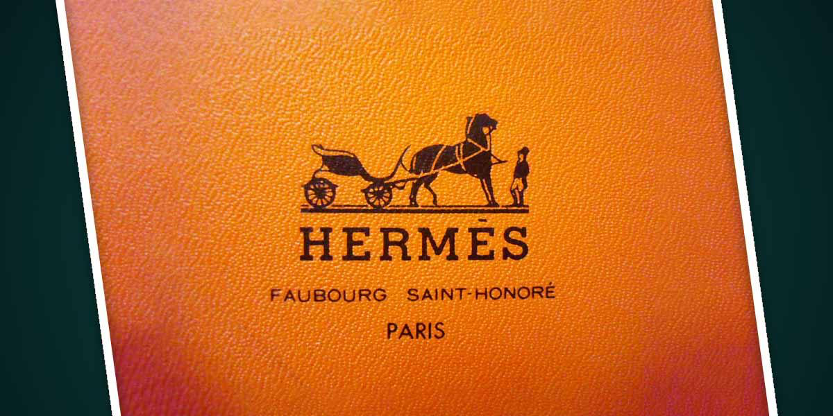 Hermès обогнал LVMH по рыночной капитализации: сектор люкса под давлением.
LVMH потерял лидерство в Европе после падения акций на 7% из-за слабого квартального отчета | Сетка — социальная сеть от hh.ru