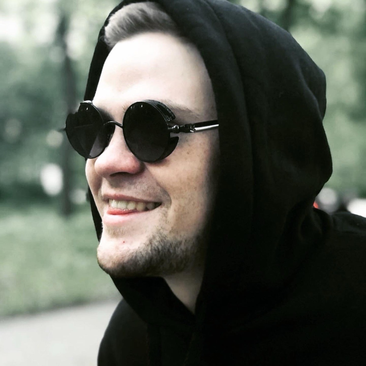 Максим Старков