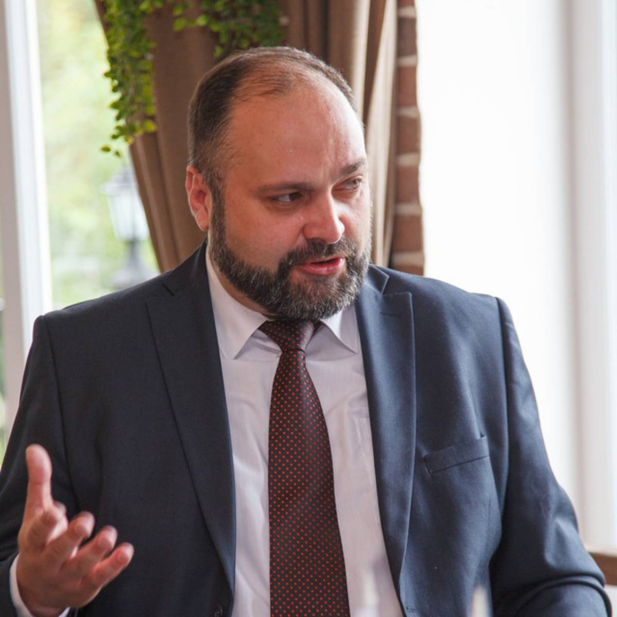 Сергей Черненков | Сетка — социальная сеть от hh.ru