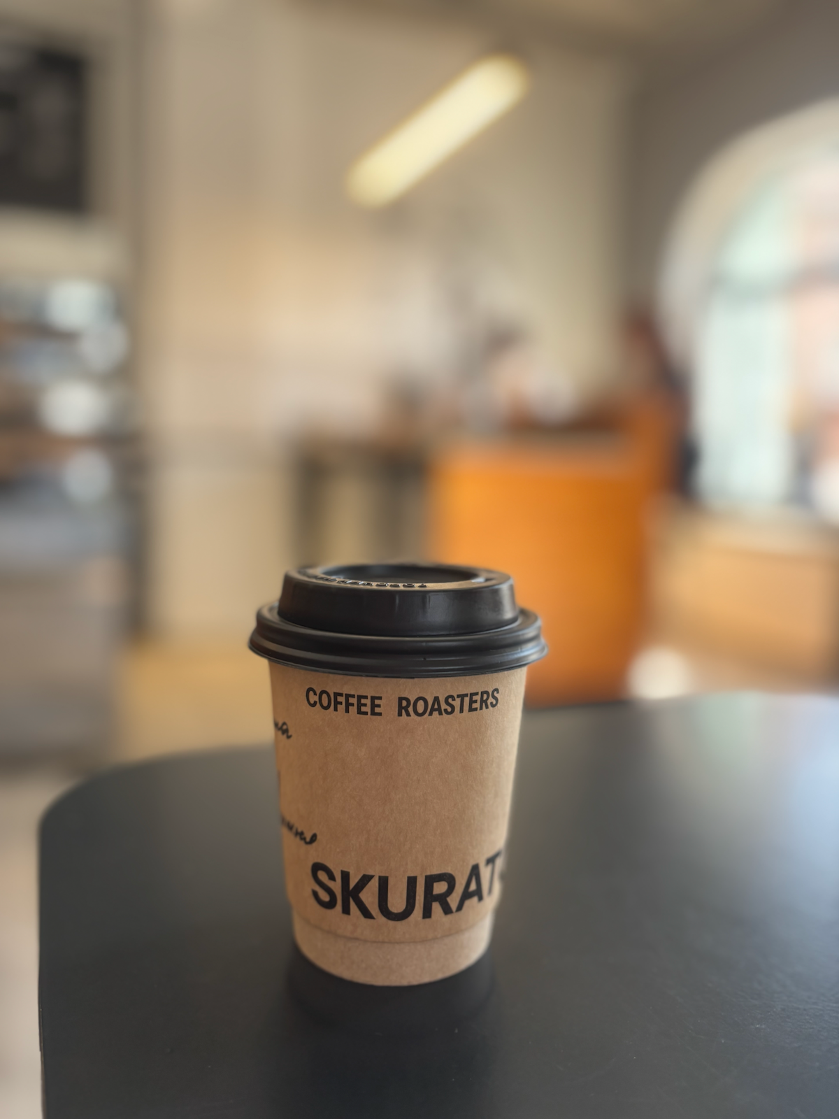 Всех любителей ☕️ поздравляю с Международным днём кофе! ☀️
В этот день очень захотелось вспомнить большой спецпроект, который мы делали в прошлом году в KazanFirst | Сетка — социальная сеть от hh.ru