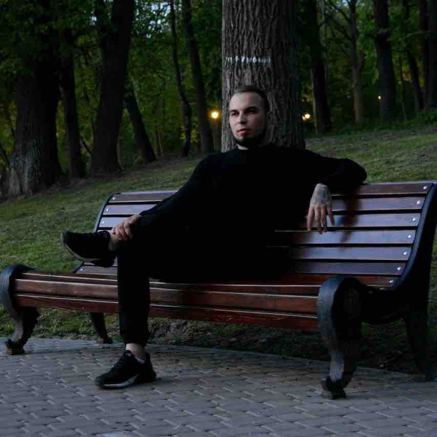 Андрей Хромов