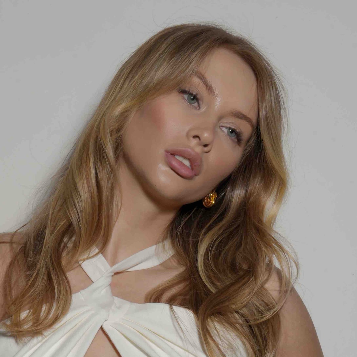 Alina Vernik | Сетка — социальная сеть от hh.ru