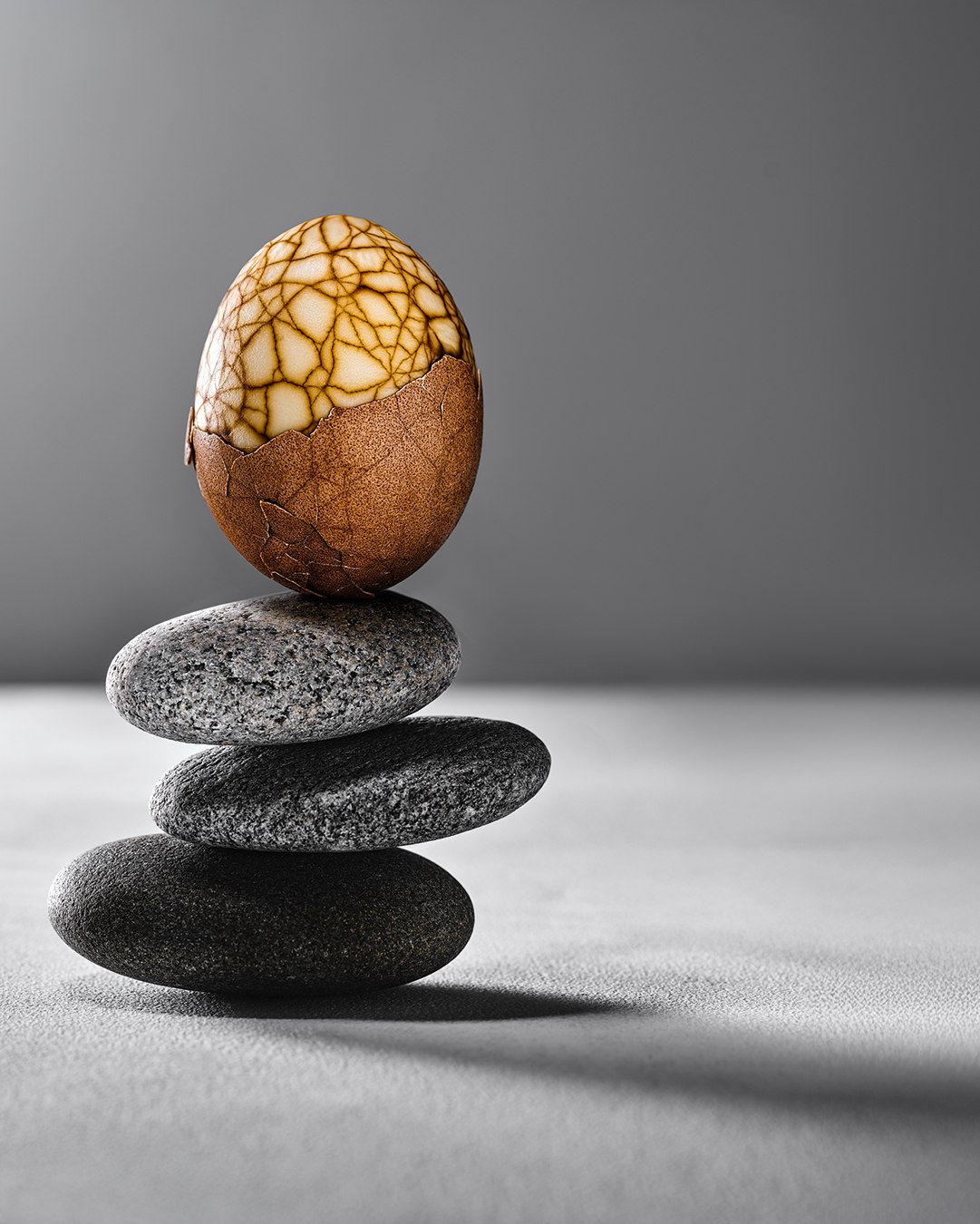 Простая и красивая закуска по старинному китайскому рецепту, которую можно позволить себе без всякого повода, едва ли не каждый день. Уже на сайте wajournal.ru
Фотограф: Родион Ковенькин | Сетка — социальная сеть от hh.ru