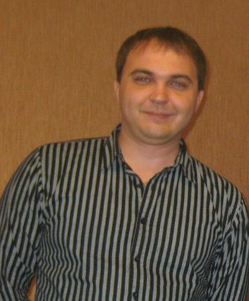 Михаил Лежнев