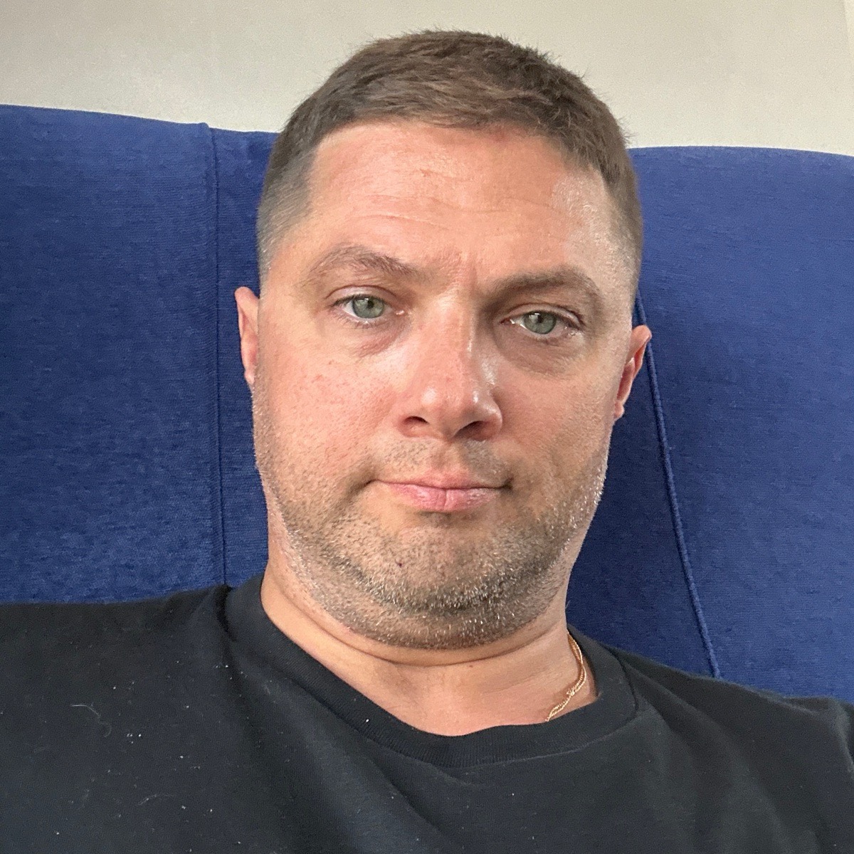 Владимир Гузырь
