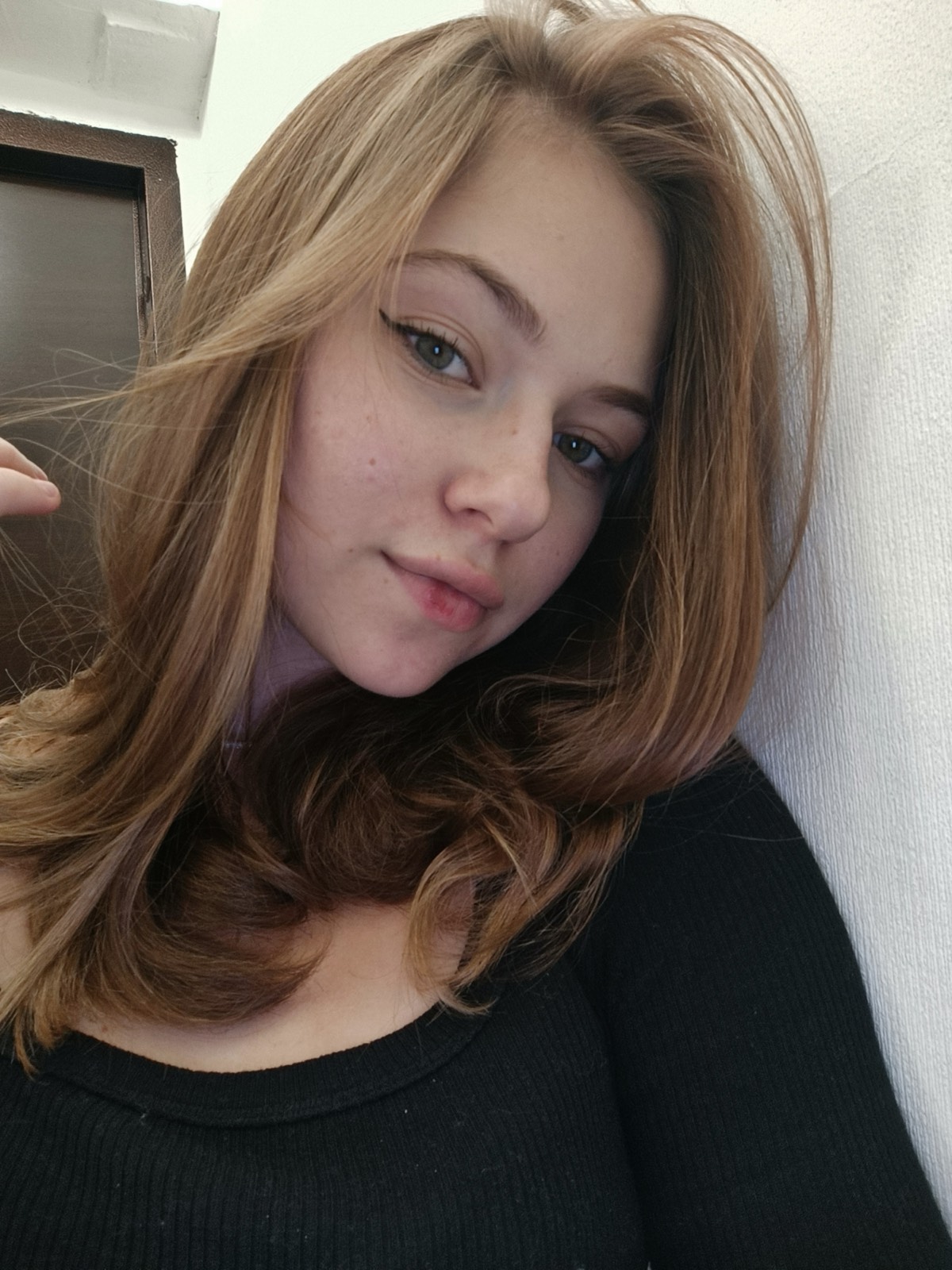 Ксения Безменова