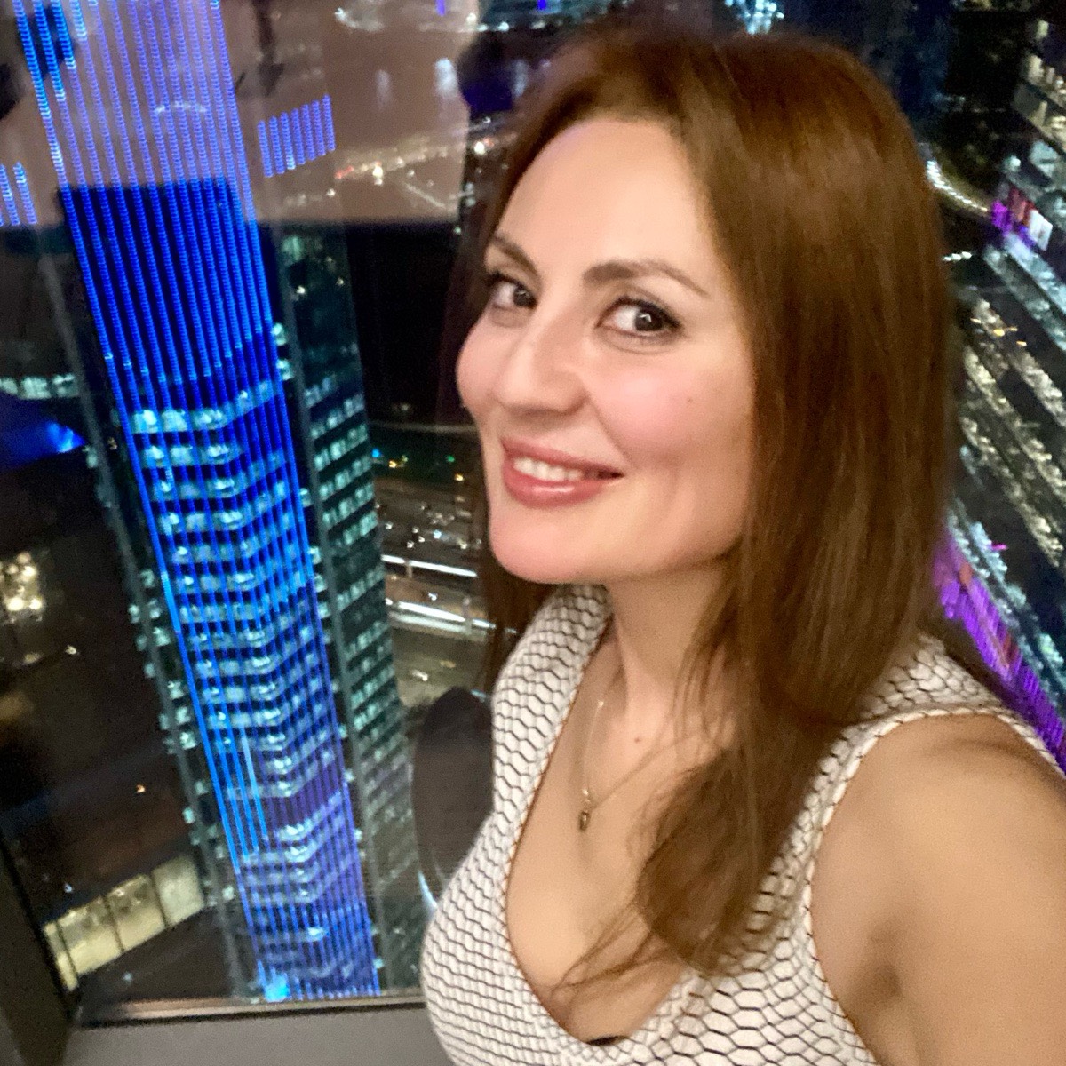 Alina Dzho