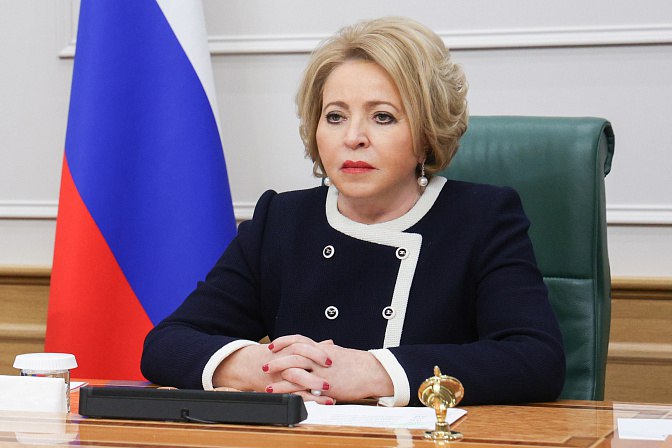 Спикер СФ призвала думать о российском бизнесе, заключая международные договоры
В Совете Федерации на 589-м пленарном заседании обсуждали планы подписания соглашения между ЕАЭС и ОАЭ об экономическом ... | Сетка — социальная сеть от hh.ru