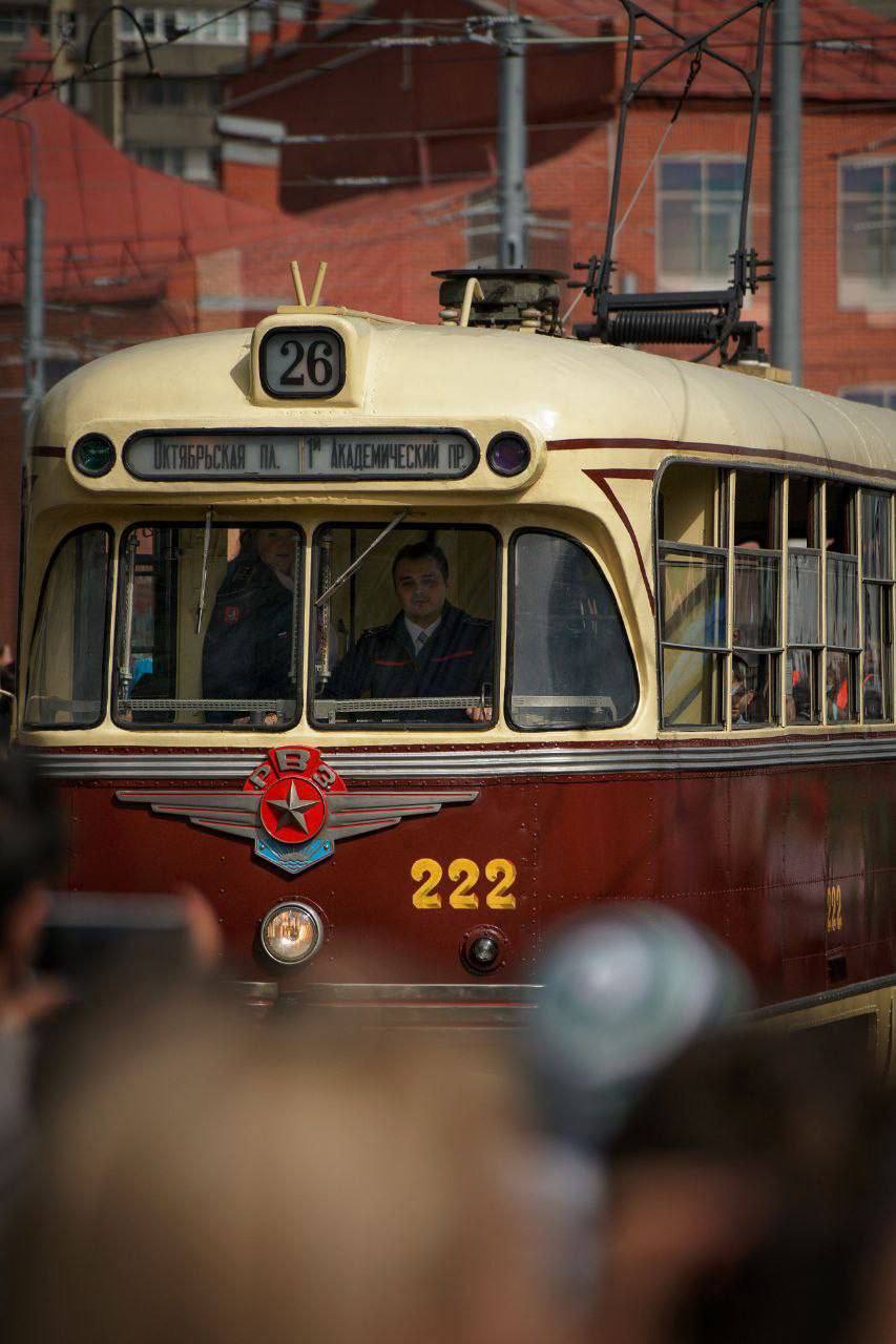 🚃Сегодняшний парад ретро-трамваев в столице
Красивые кадры мероприятия 📸
📲Подпишитесь на Вдвижении | Сетка — социальная сеть от hh.ru