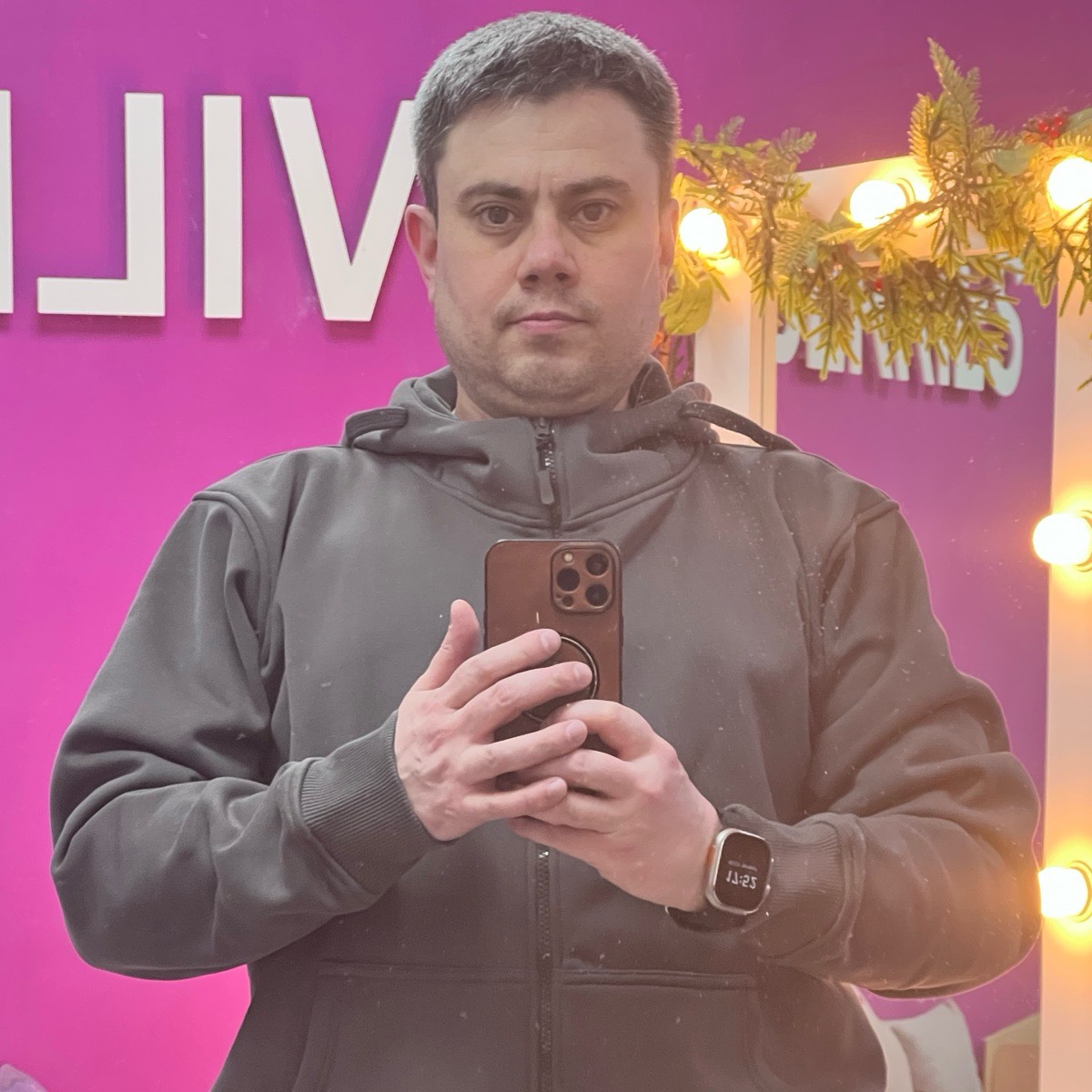 Дмитрий Макин