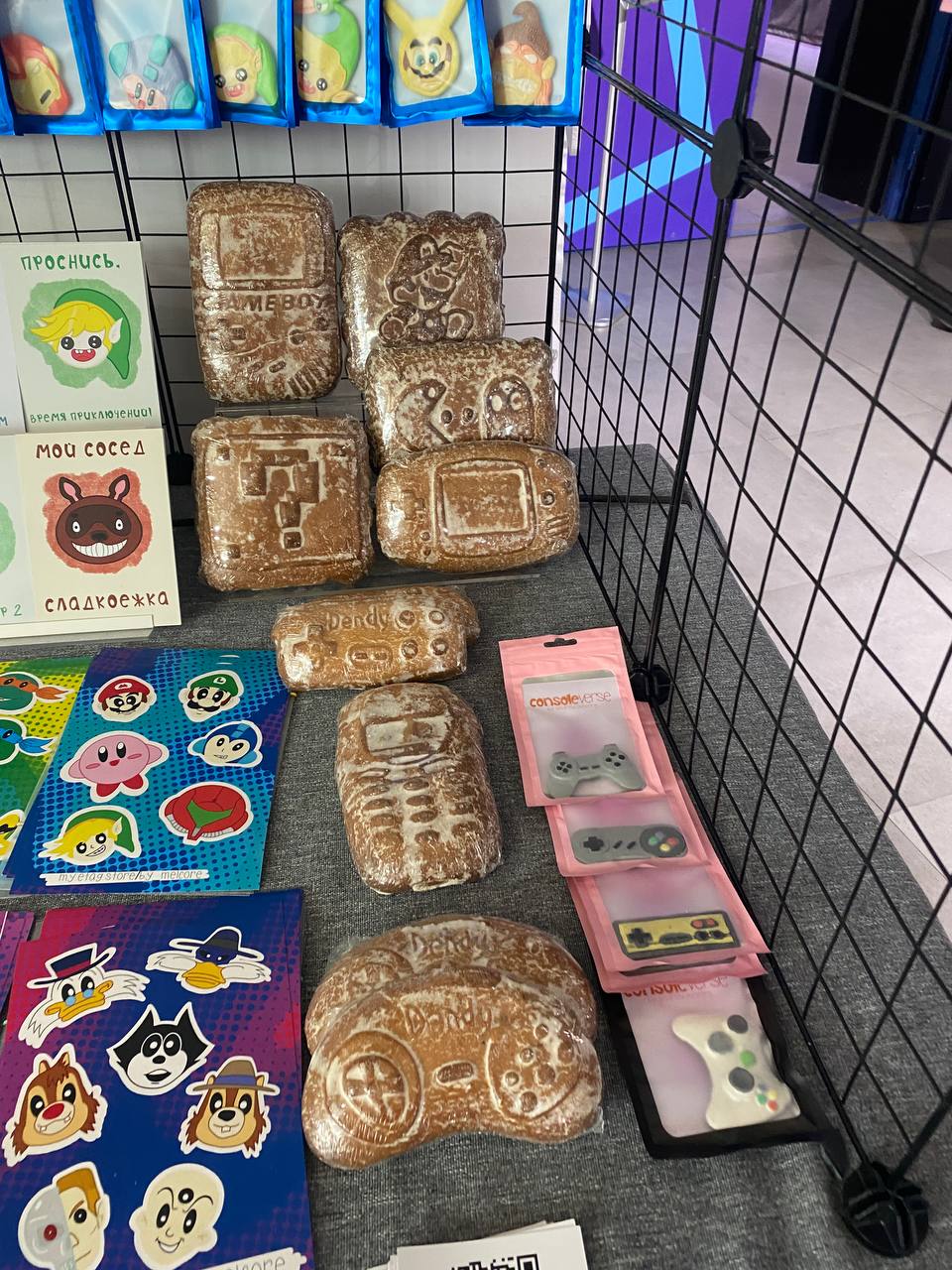 Не смогли пройти мимо крутых пряников от «Вкусный джойстик». Не успели похудеть к лету? Ну, можно уже и начинать)))
#игры #GAMEДНИ
@divannyiit подписаться | Сетка — социальная сеть от hh.ru