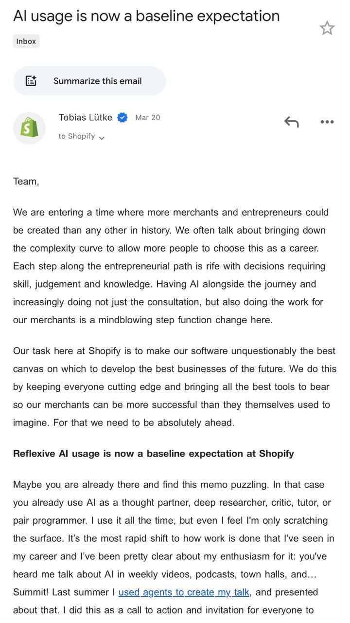 ИИ — это уже не опция. Это инфраструктура.
Shopify официально объявил: использование ИИ — теперь базовое ожидание от каждого сотрудника.
«Если ты не используешь ИИ в работе — ты уже отстаёшь | Сетка — социальная сеть от hh.ru