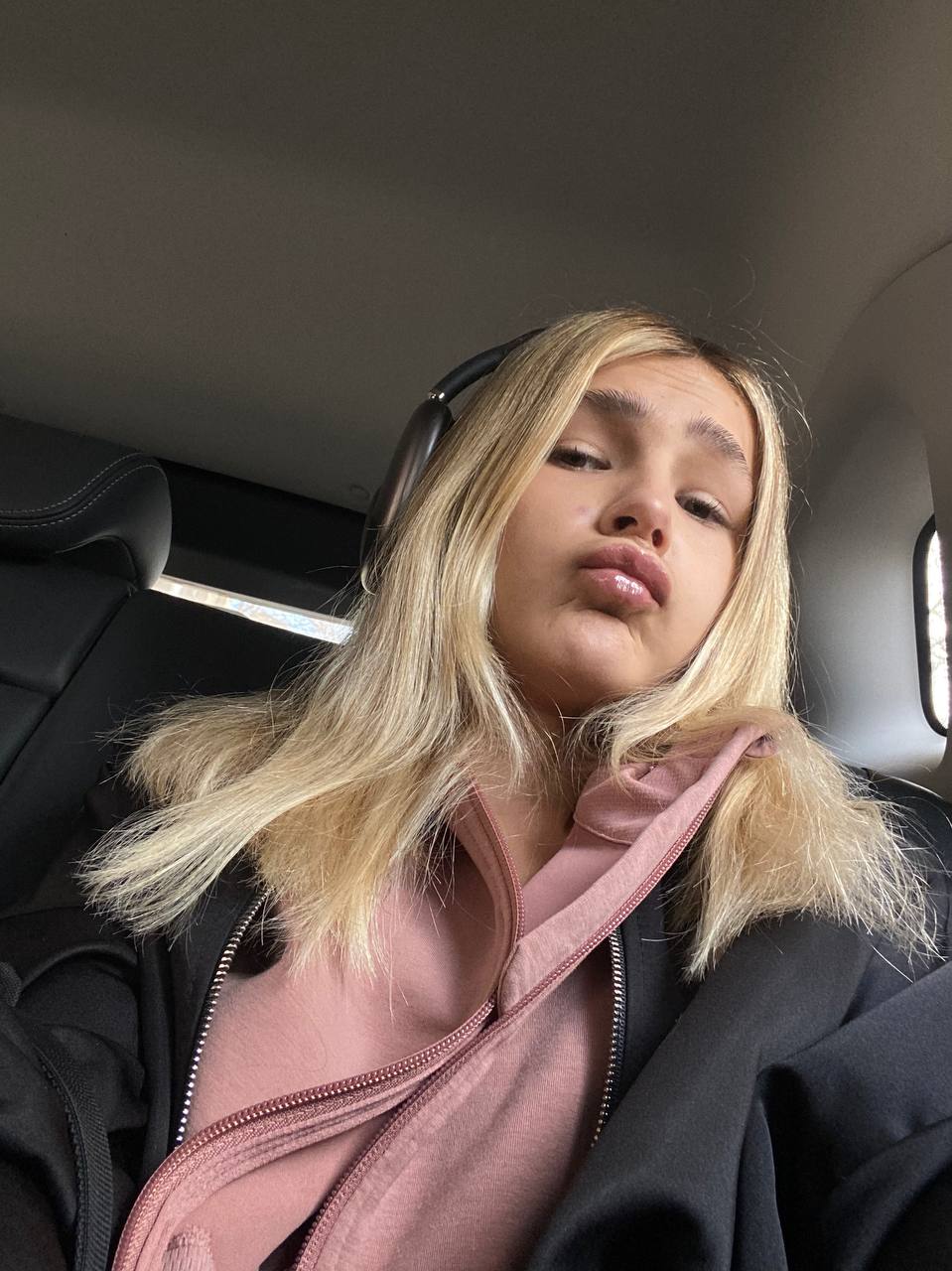 гуд мо, пипл!
Надеюсь, все наелись глютена на год вперед, я так точно🤪 но, надеюсь, благодаря открытию сезона бега в городе и первым 7-ми км, все булки ушли куда надо ;))
на прошлой неделе я офигела о... | Сетка — социальная сеть от hh.ru