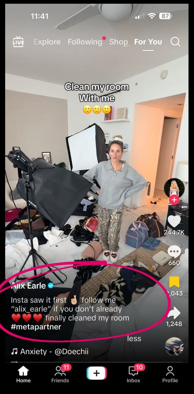 Meta заплатила за 39-секундное ТикТок-видео одной из самых популярных инфлюенсерок Аликс Эрл, где она... наводит порядок в комнате | Сетка — социальная сеть от hh.ru