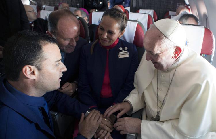 Понтифик скончался на 88-м году жизни | Сетка — социальная сеть от hh.ru