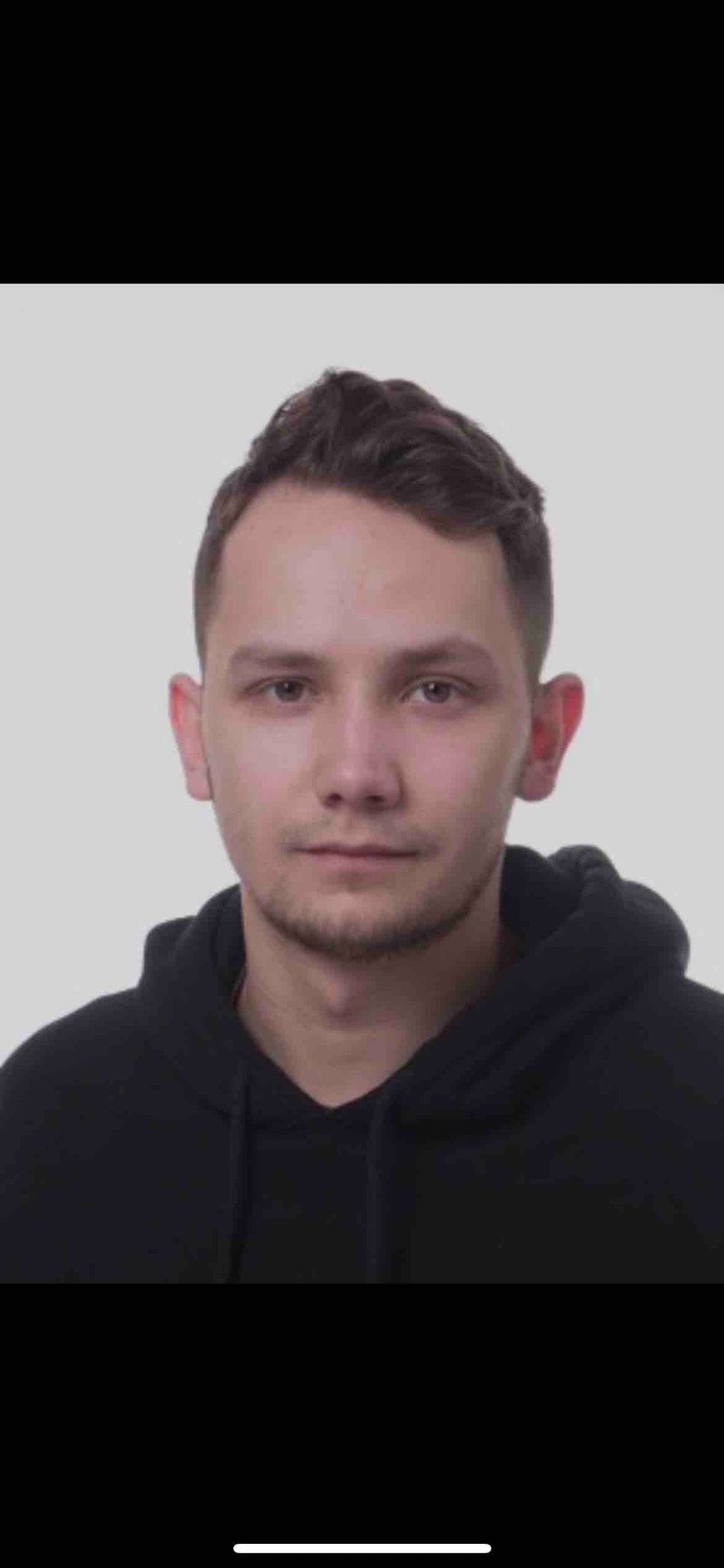 Антон Волков