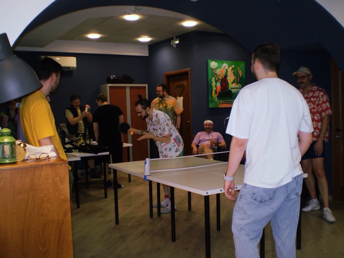 Привет, друзья! | Сетка — социальная сеть от hh.ru