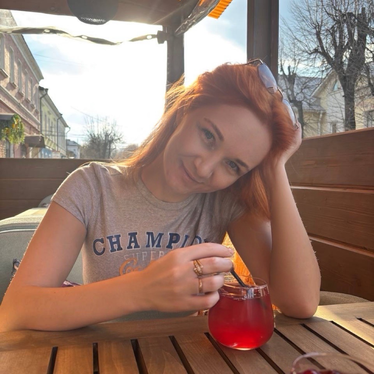 Лариса Музыкова
