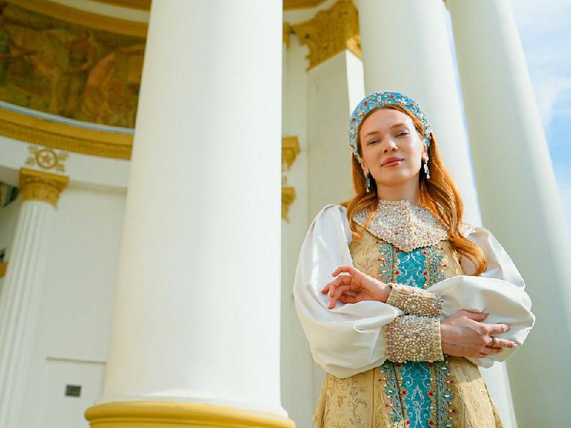 🔥На ВДНХ пройдет масштабное фэшн-шоу «СтильНО по-русски»
26 апреля▪️в 19:00
Показ бренда «ДИЛ» под музыкальное сопровождение хора Сретенского монастыря, и сценической программой от олимпийского чемпио... | Сетка — социальная сеть от hh.ru