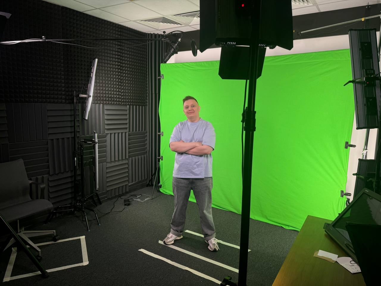 Вчера ездил с ребятами в СберУниверситет, участвовали в съемках. Это первый для меня такой опыт | Сетка — социальная сеть от hh.ru