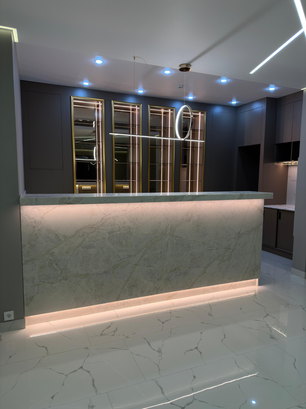 Корпусная мебель для лобби бара! Ведь красота?) | Сетка — социальная сеть от hh.ru