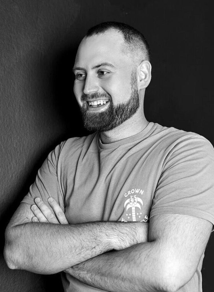 Денис Иванов