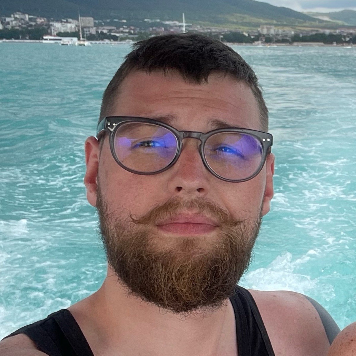 Артем Гришан | Сетка — социальная сеть от hh.ru