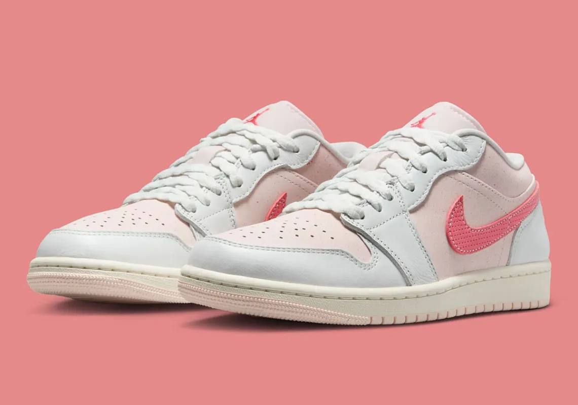 Офигеть, Nike Air Jordan выпустит серию кроссовок, вдохновленных Чизбургером, Клубничным Милкшейком и Картошкой Фри 😱 | Сетка — социальная сеть от hh.ru