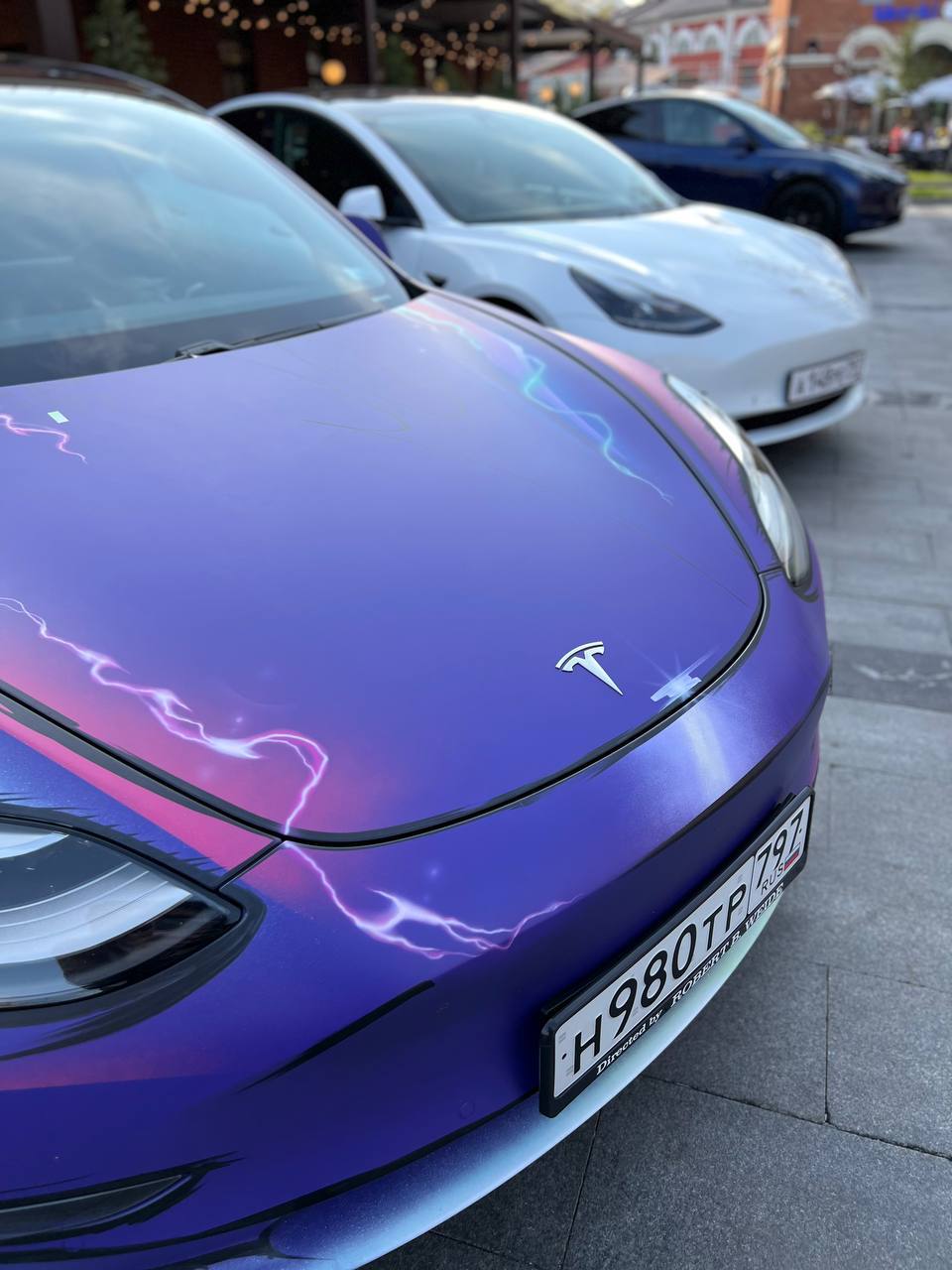 🔥Бесплатная выставка автомобилей Tesla
27 апреля в 12:00
На мероприятии можно будет увидеть автомобили Tesla различных моделей.
▫️Вход свободный
📍Новорязанская ул., 23, стр. 5, м | Сетка — социальная сеть от hh.ru