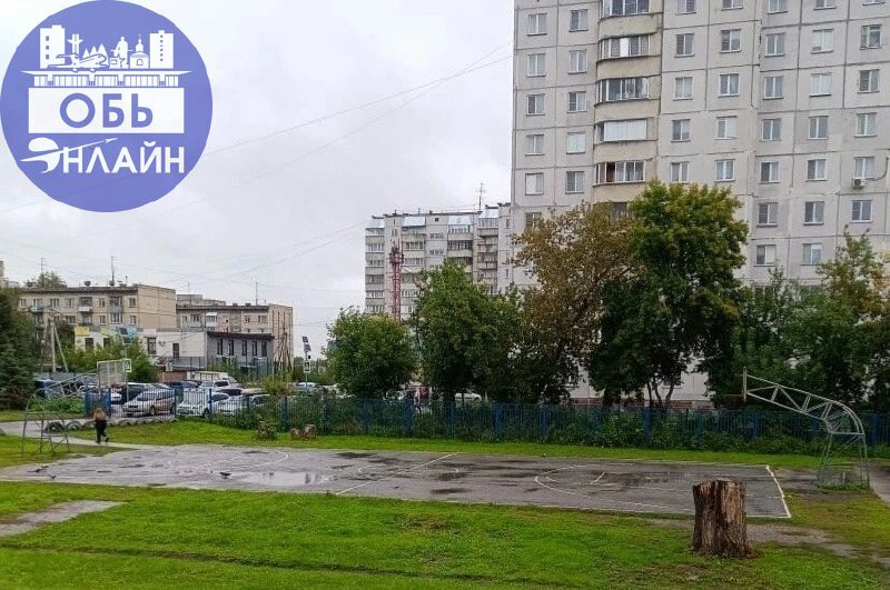 ↗ Уважаемая администрация школы №60, хочется спросить зачем была построена новая баскетбольная площадка если на ней нельзя играть ? Сегодня директор школы сказал что площадка будет открываться только ... | Сетка — социальная сеть от hh.ru