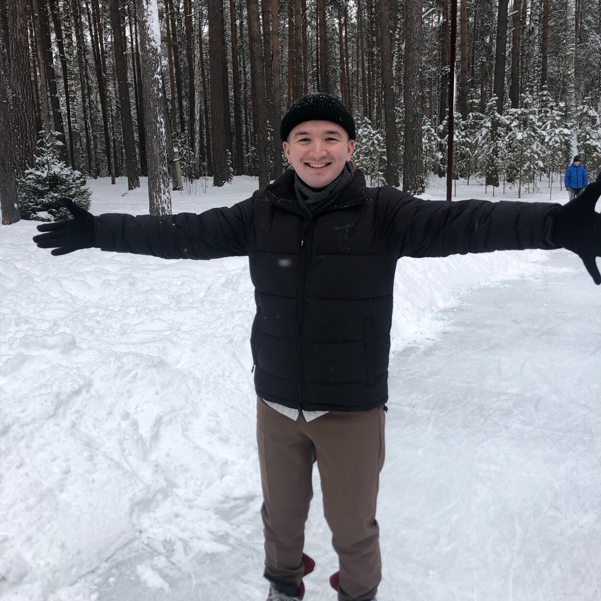 Azizkhon Isomadinov | Сетка — социальная сеть от hh.ru