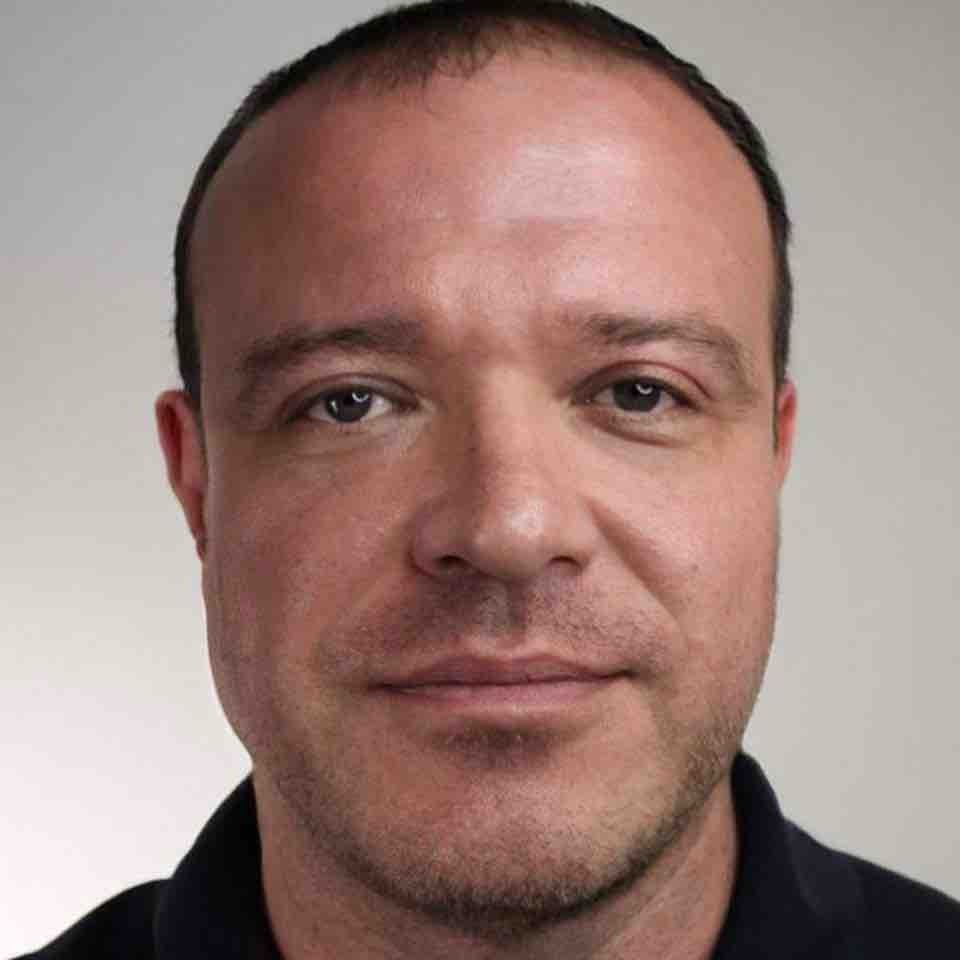 Валентин Хусаинов | Сетка — социальная сеть от hh.ru