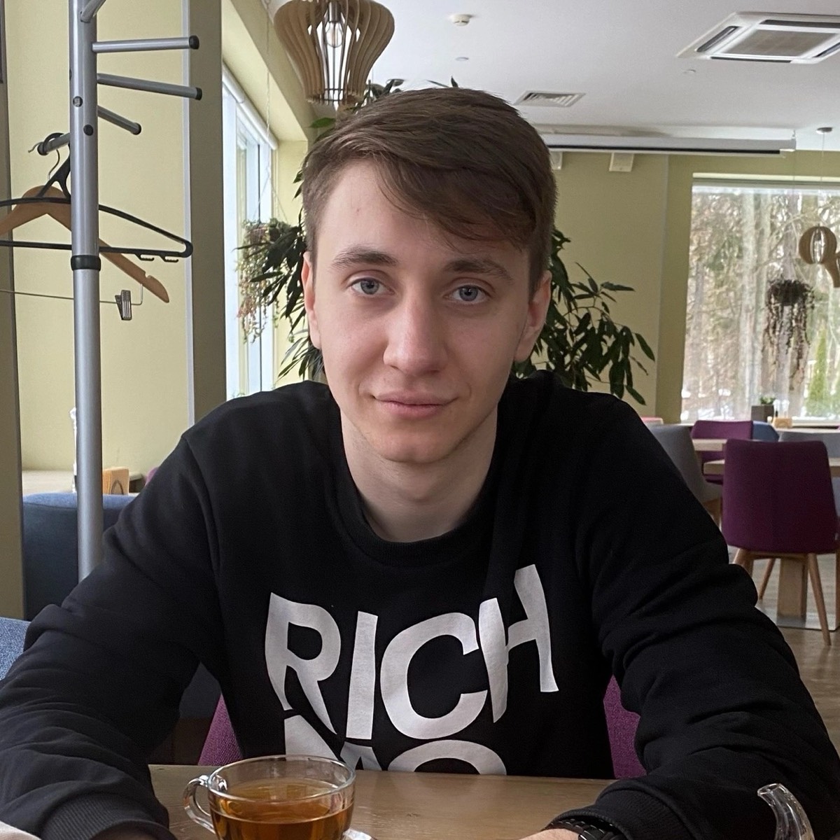 Владислав Филатов