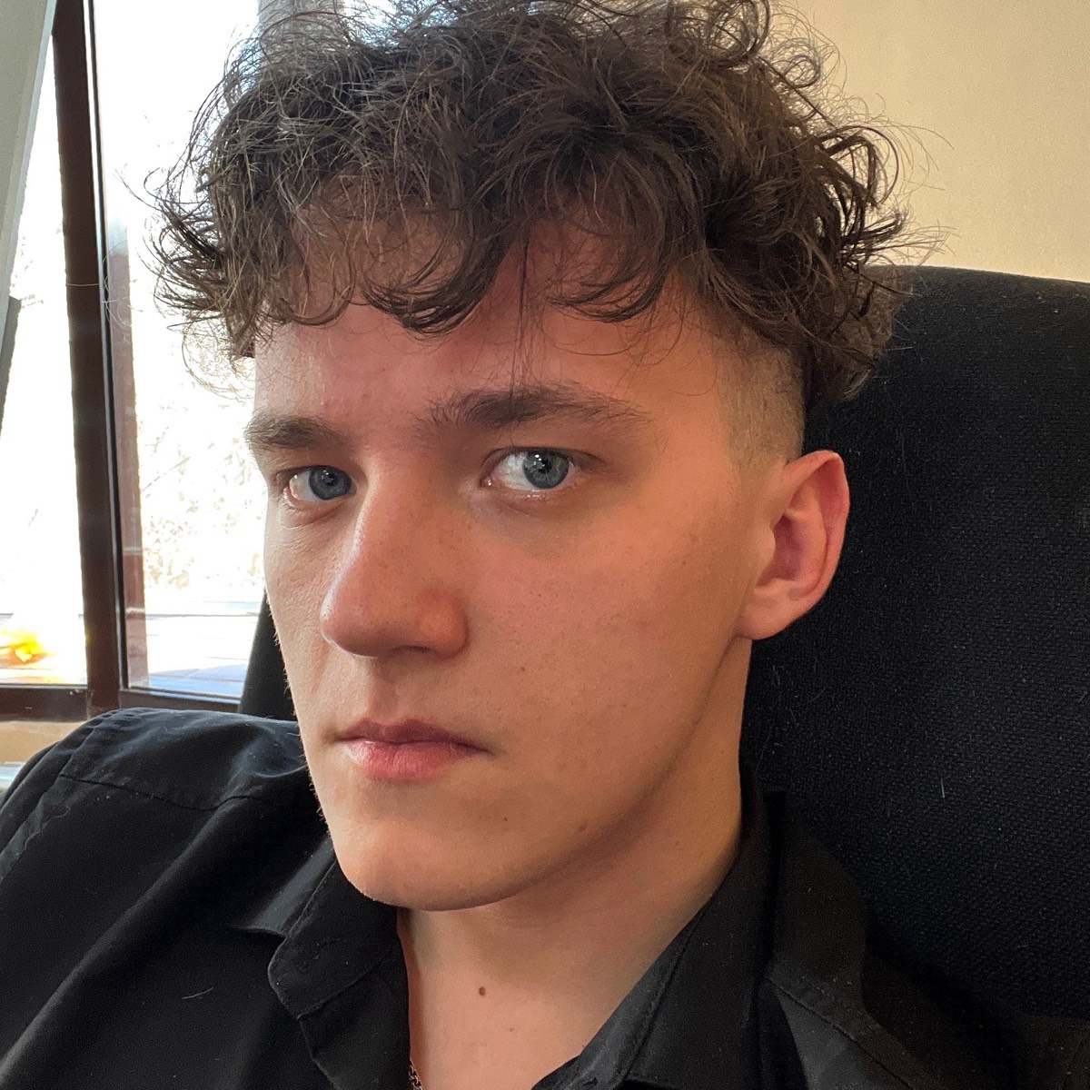 Дмитрий Суров