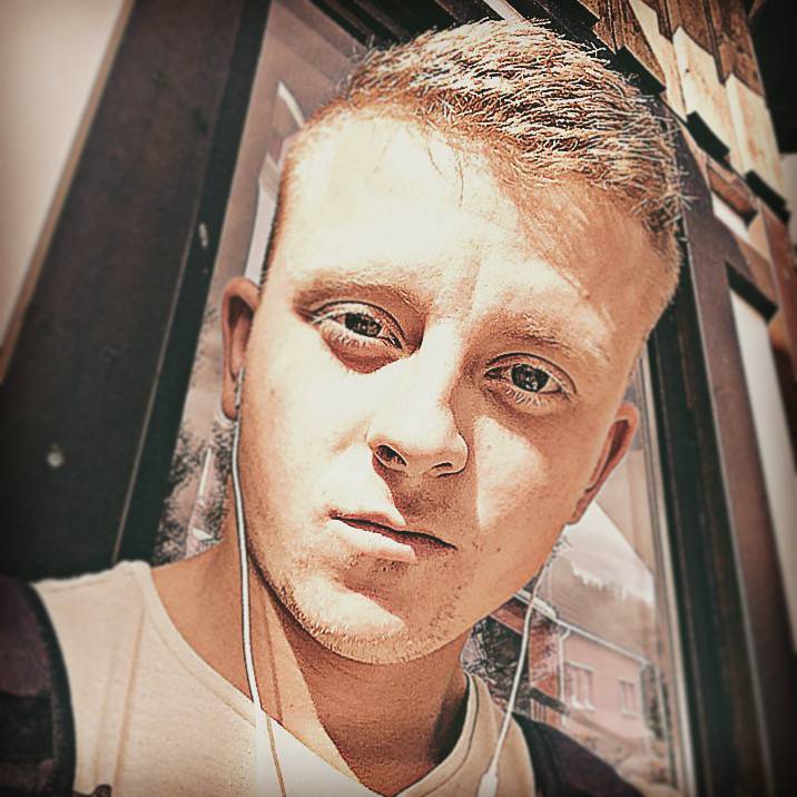Алексей Попов