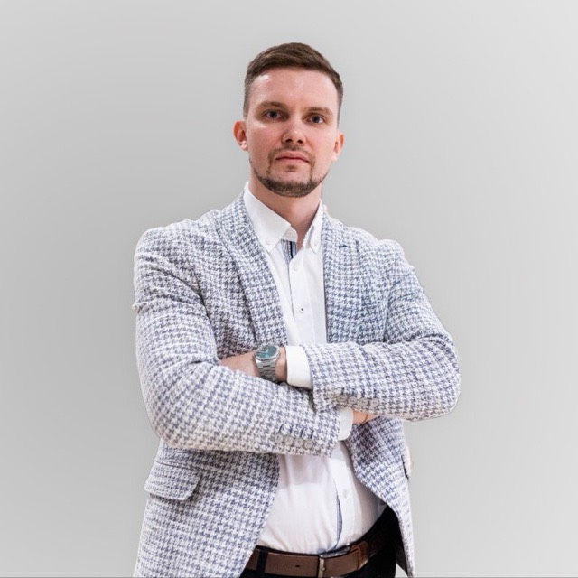 Максим Смирнов | Сетка — социальная сеть от hh.ru